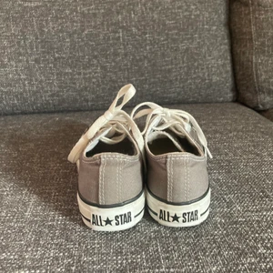 Converse - Äkta converse. Använda Max 5 gånger storlek 36.