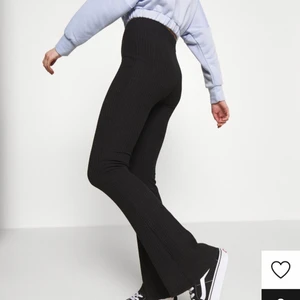 Gina byxor/leggings  - Storlek xs  Använd 2 gånger  Helt felfria