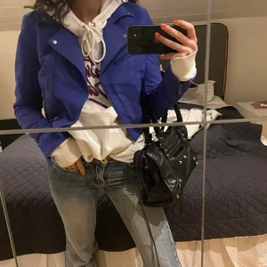 Blå mockajacka - Blå mockajacka! Super snygg nu till hösten eller våren. 