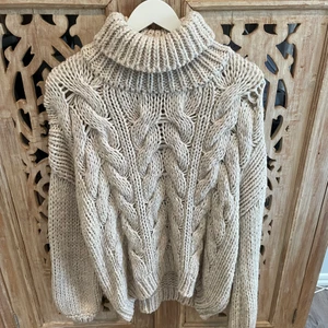 Chunky Knit - Jätte varm och mysig, sticks inte! Helt ny!