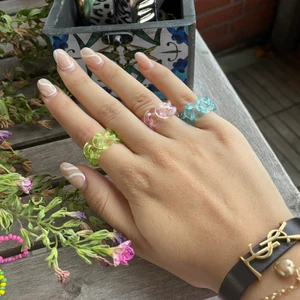 Ringar - Säljer dessa fina ringar, 5kr st. Köparen står för frakten❤️