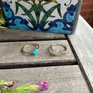 Ringar - Hej, säljer ringarna tillsammans för 15kr. Det tillkommer även en frakt på 20kr. Puss❤️