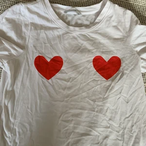 En söt topp  - En söt topp med hjärtan