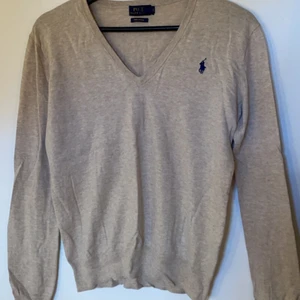 Beige Ralph Lauren tröja - Knappt använd