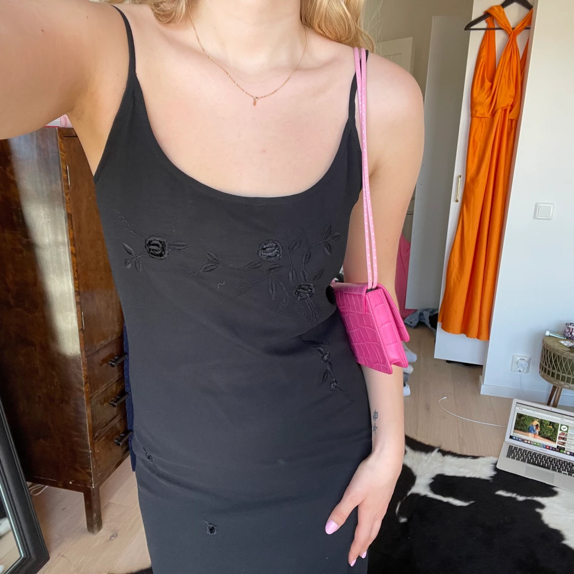 Klänning med Brodyr💖 - 90