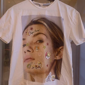 T-shirt  - As fräsch zara tisha i storlek S, men oversized modell! Så lite baggie liksom