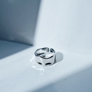 Bubble ring - Ring i Sterling silver 925, se stämpel! Justerbar. Bjuder på frakten ✨