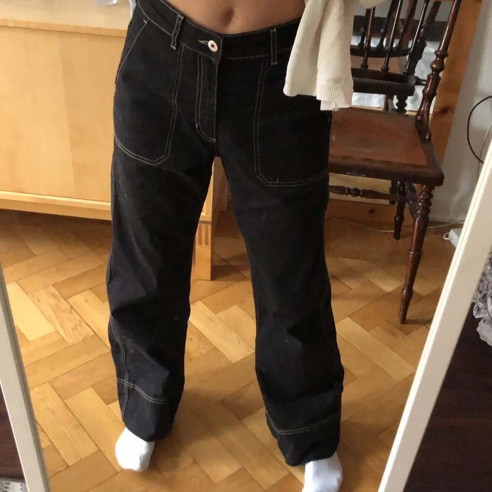 Baggy Carin wester jeans som är i jätte bra skick! Storlek 34 . Jeans & Byxor.