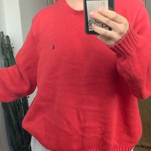 Stickad tröja - Super mysig stickad tröja från Ralph Lauren. Köpt på en second hand butik i Lund. 