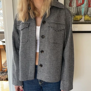 Jacka - En jacka från weekday, aldrig använd 