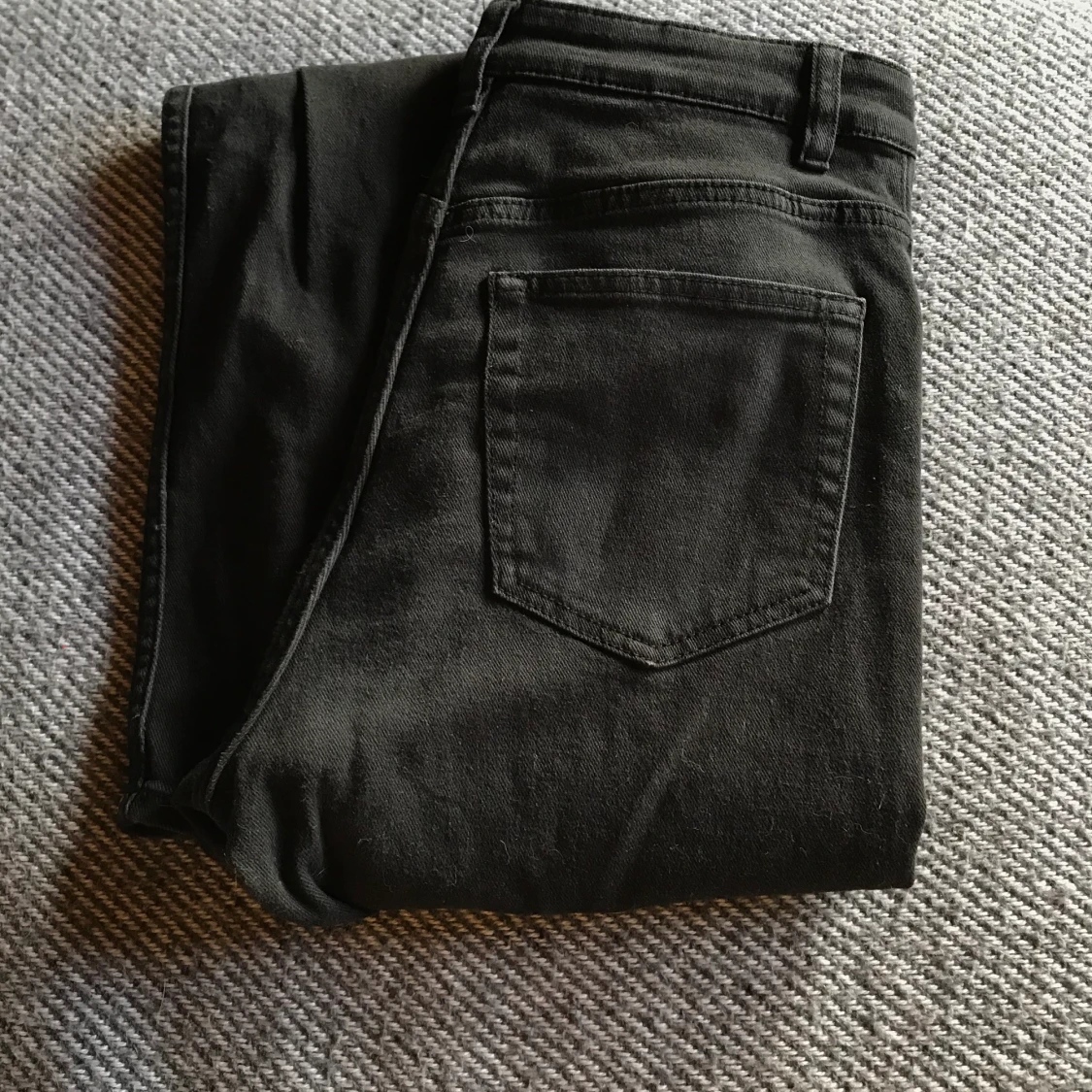 Byxor svarta S 50kr - 90