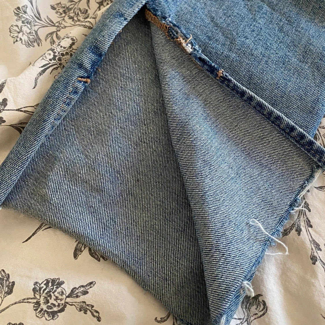 Zara jeans med slits - 90
