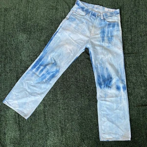 Our legacy tiedye denim.  - Säljer dessa our legacy jeans. Köpta på deras hemsida. Retail va 4500kr och senast sålda på grailed va 500usd. Storlek 30/32.    TAR BUD. 