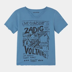 Zadig T-shirt❗️ - Säljer denna super fina Zadig tröjan som är slutsåld❤️köpte den på axlande och är använd ungefär 6 gånger, alltså är tröja i toppen skick och såklart nytvättad 🥰det blir budgivning då jag köpte tröjan ganska dyrt☺️skriv privat om du har frågor eller vill ha fler bilder❗️Köp dirrekt för 450❗️