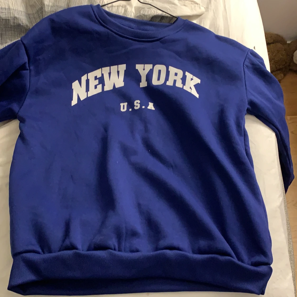 New York sweatshirt  - 90