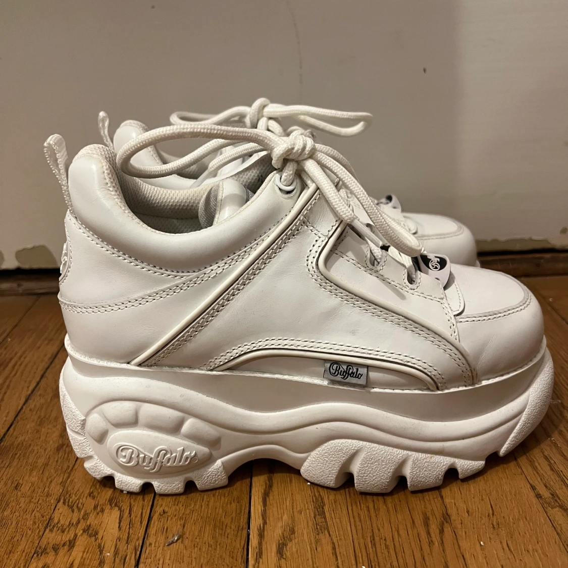 Buffalo London skor
