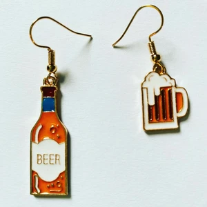 Handgjorda örhängen ❤️ - 70kr och fri frakt inom Sverige 🇸🇪! ❤️