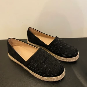 Sommarskor - Sommarskor liknande espadrillos storlek 38, nyskick