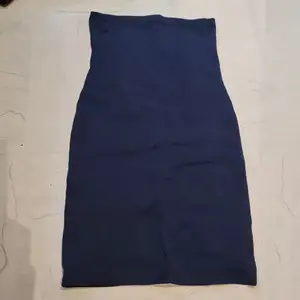 Blå pennkjol endast använd ett fåtal gånger 