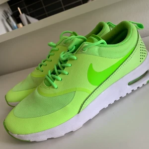 Nike - 37,5