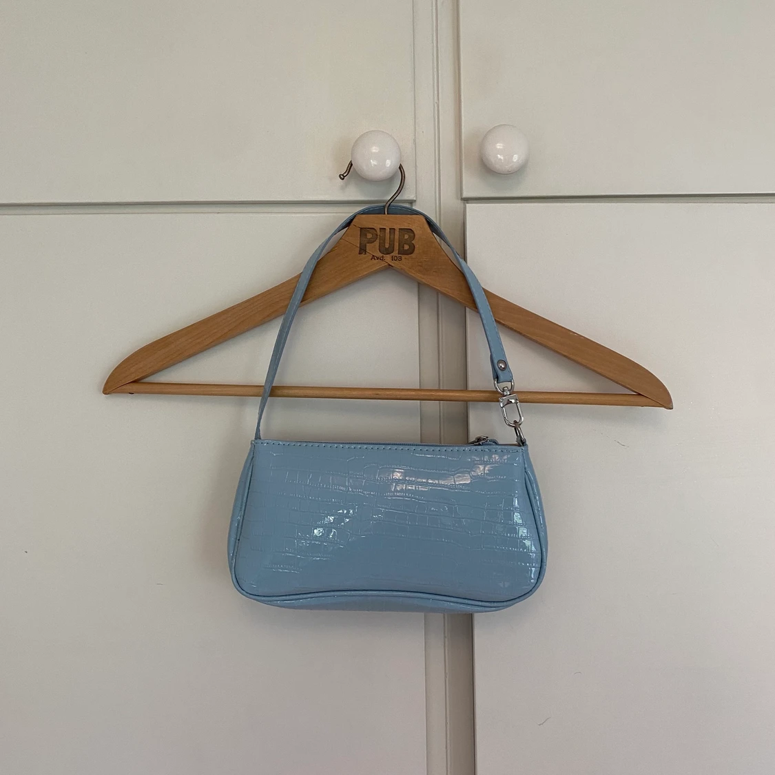 Ljusblå väska - 90