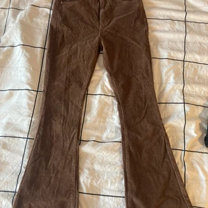 Bruna jeans - Bruna flaired jeans