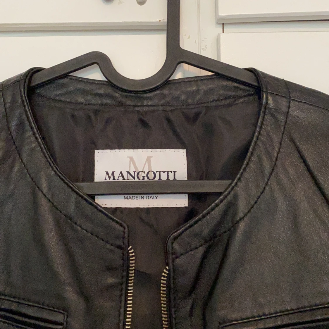 Äkta skinnjacka Mangotti strl S - 90