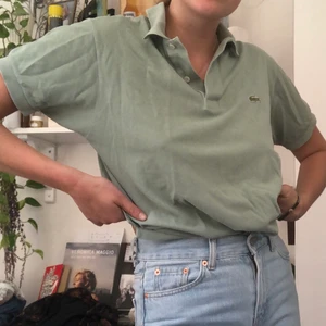  pikétröja - lacoste pikétröja köpt på second hand i paris i toppskick