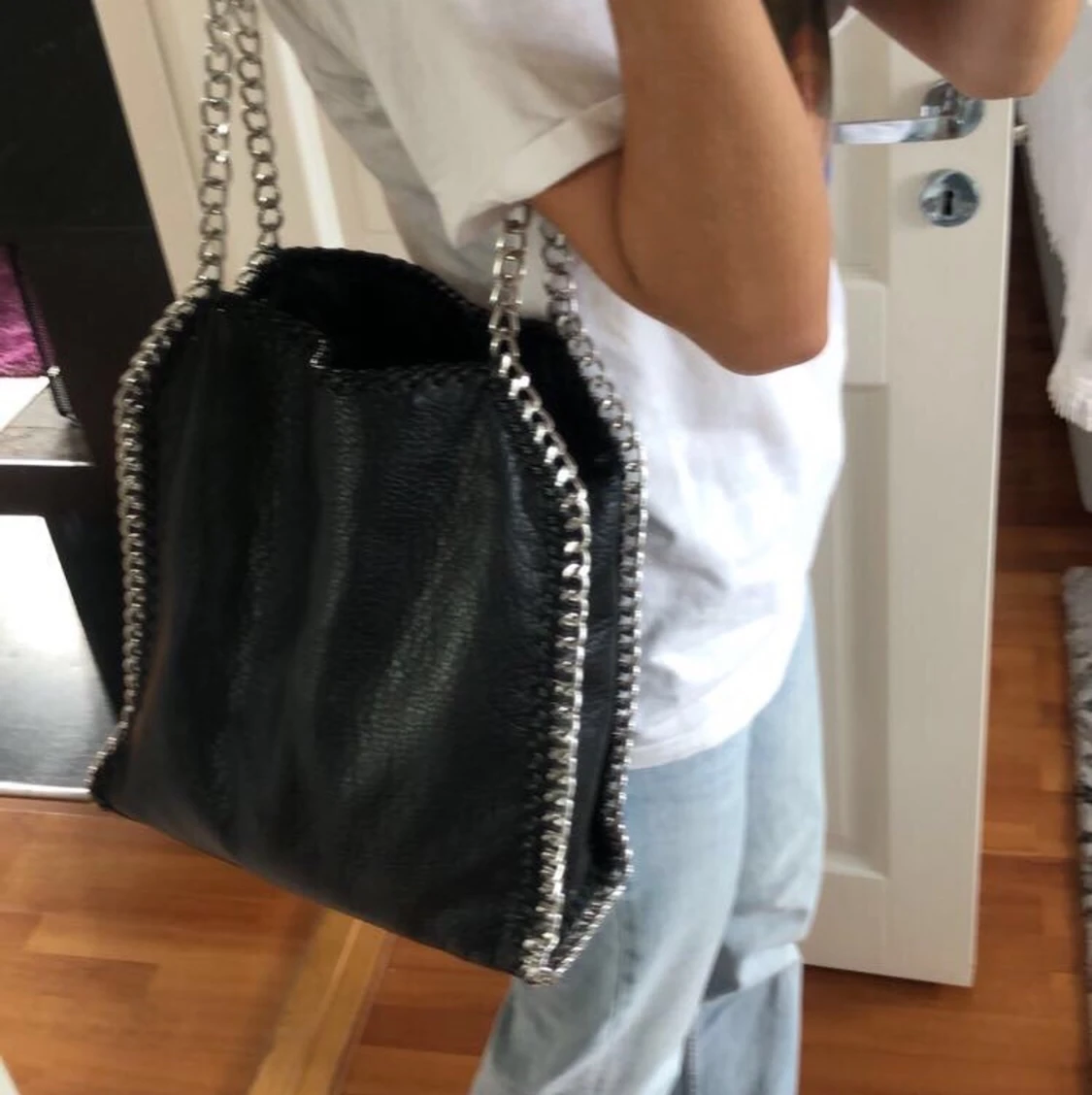 Stella McCartney liknande väska  - 90