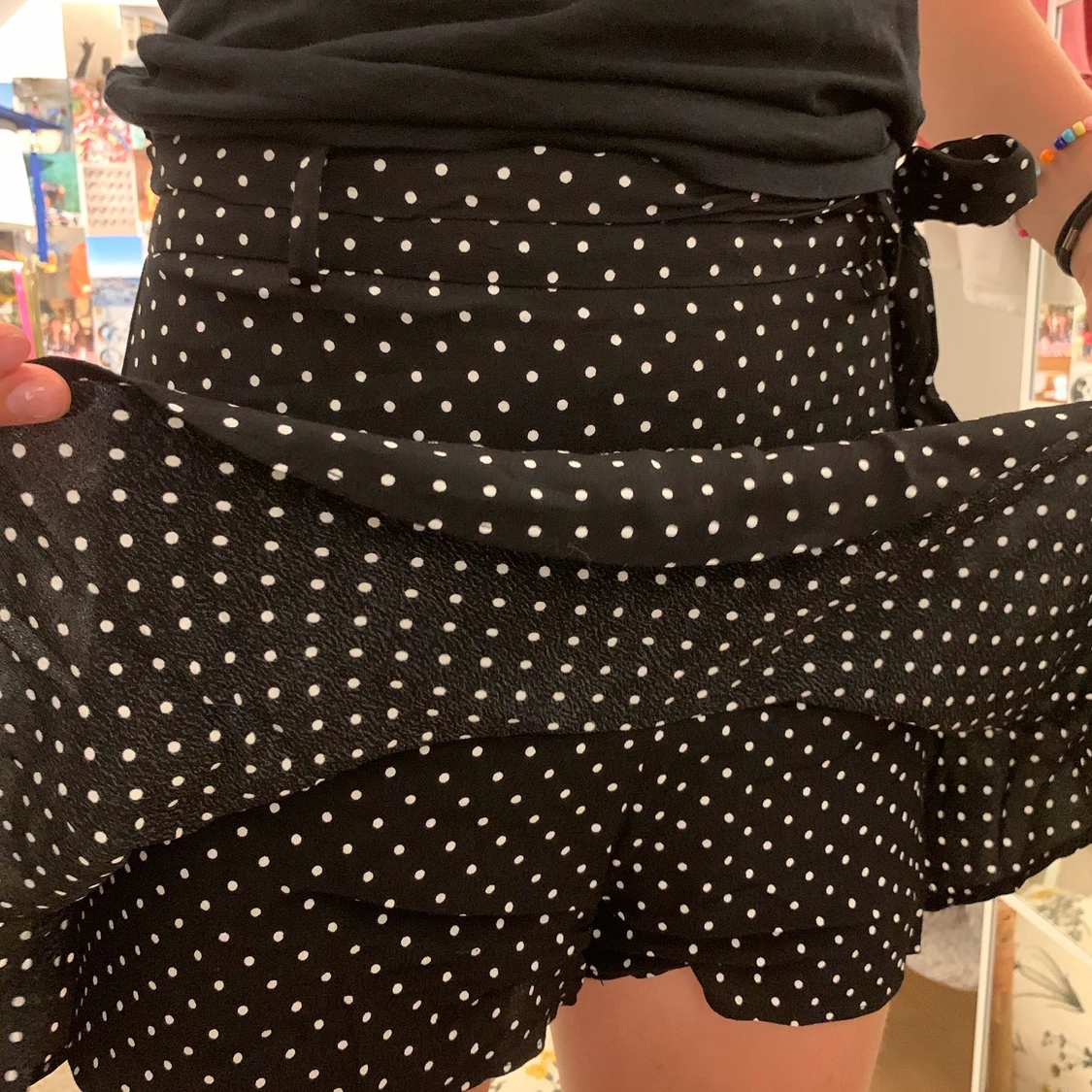 Zara kjol-shorts prickig  - 90