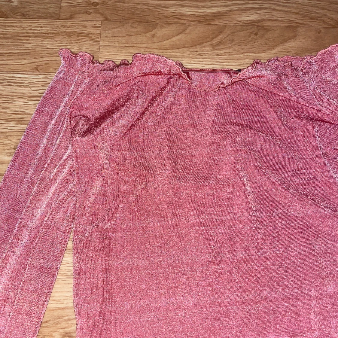 Off shoulder pink top (H&M) - 90