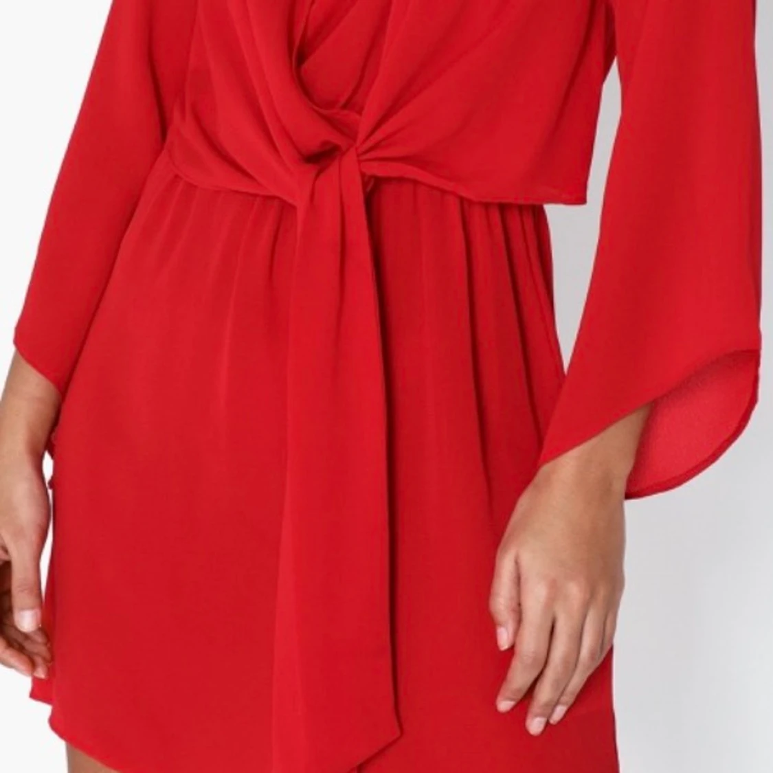 Klänning från Ax Paris i strl 40 - 91