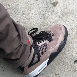 Jordan 4 Taupe Haze - Jordan 4 Taupe Haze storlek 40.5 helt nya och oanvända! Orginal låda tillkommer 