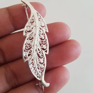 Äkta silver brosch  - Äkta silver brosch. Ny skick helt 