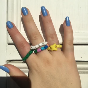 Ringar  - Handgjorda färgglada ringar! 