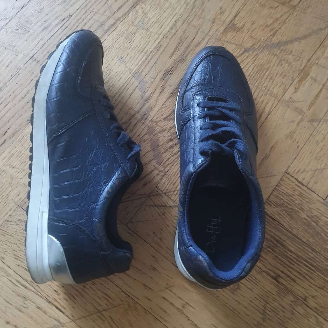 Skor  39 storlek  - 91