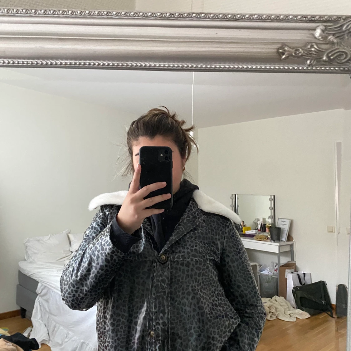 Häftig regnjacka ifrån sand - 90