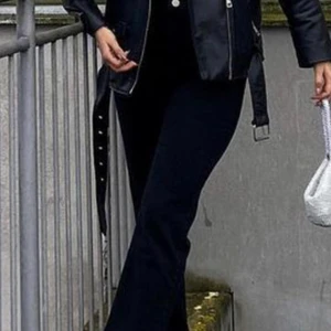 Jeans  -  jenas från madlady! Använda ca 3 gånger! Bra skick