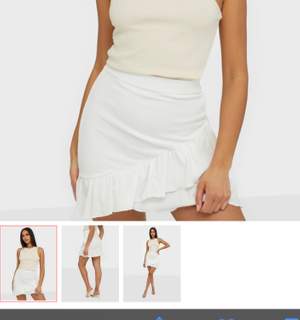 Sökes en sådan här Nelly kjol i vit eller beige färg. Storlek s och pris runt 50-100 lapp helst i närheten av karlskrona-Karlshamn. Men kan även tänka mig att köpa som ska fraktas