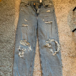 Jeans - Håliga raka jeans