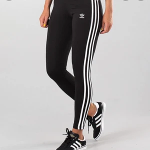 Adidas tights  - Typ aldrig använt! Storlek 38 men passar även 36! ❤️