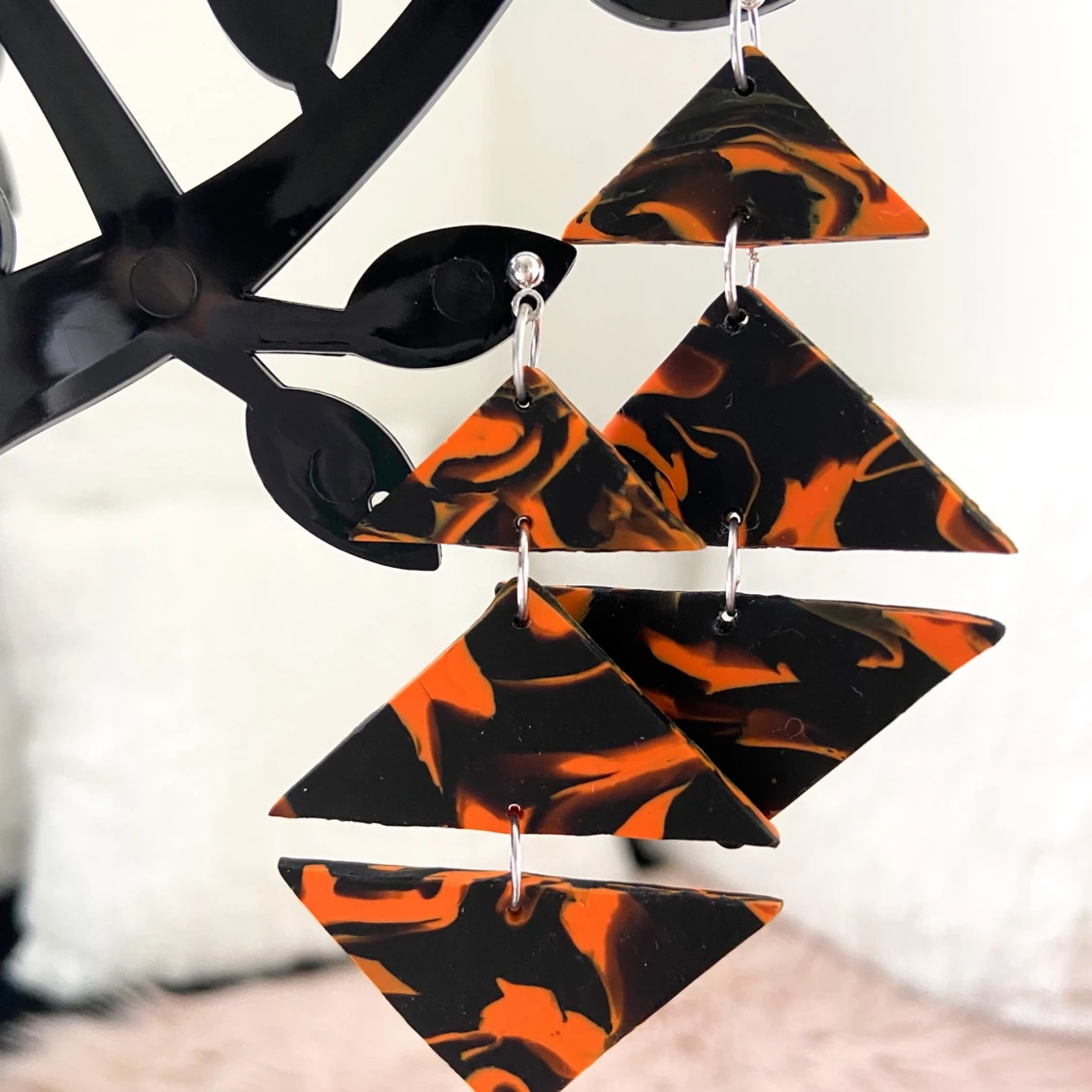 Örhängen Orange/svarta