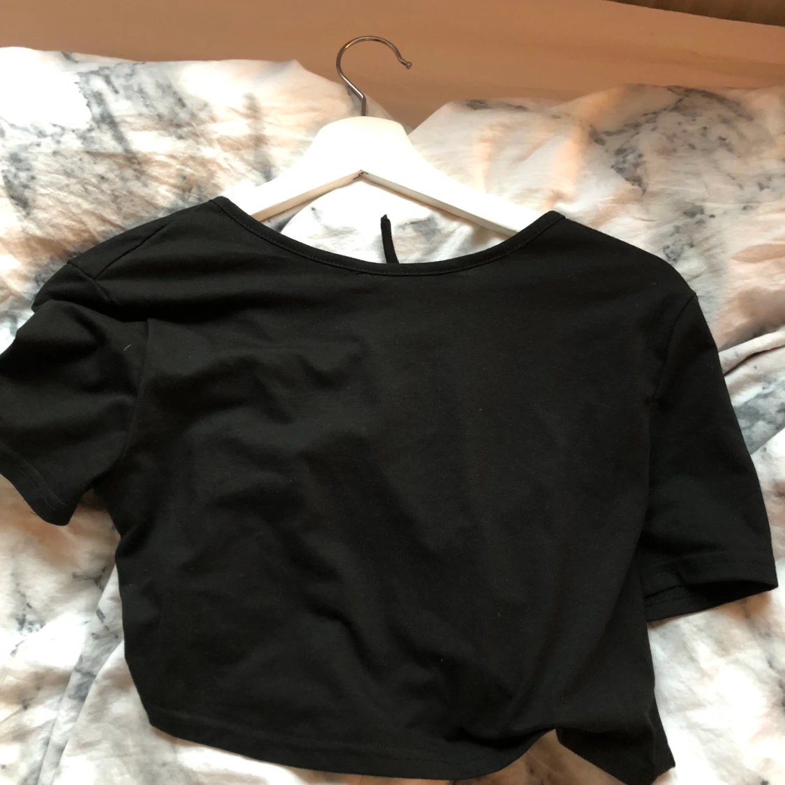 Topp med öppen rygg  - 90