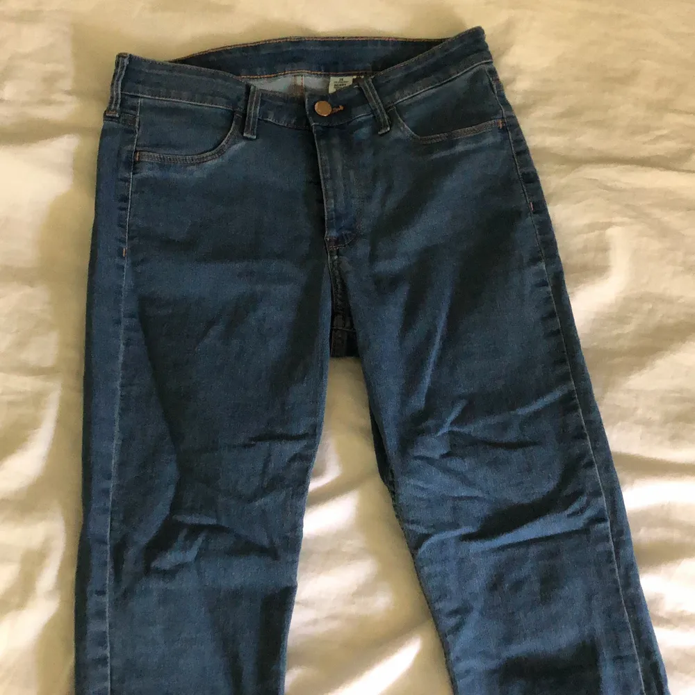 Skinny jeans från hm. Nyskick . Jeans & Byxor.