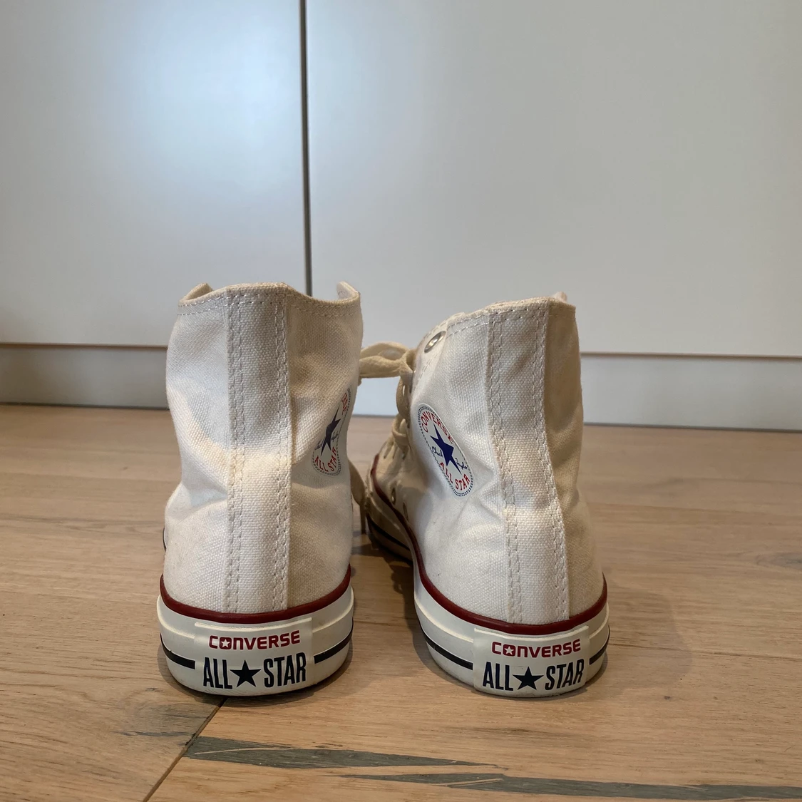 Vita Converse 💙 Nyskick - 90