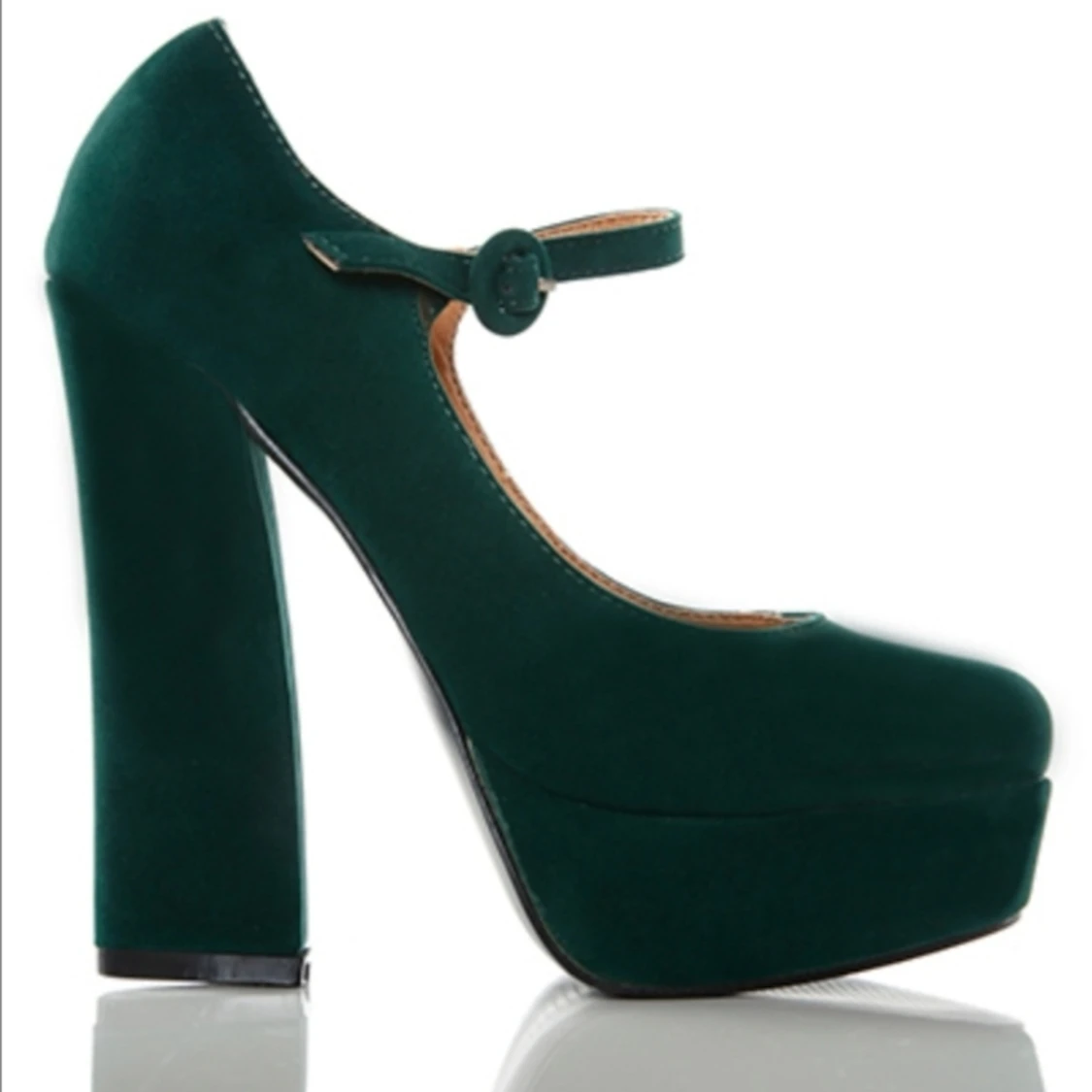 Gröna klackskor i sammet