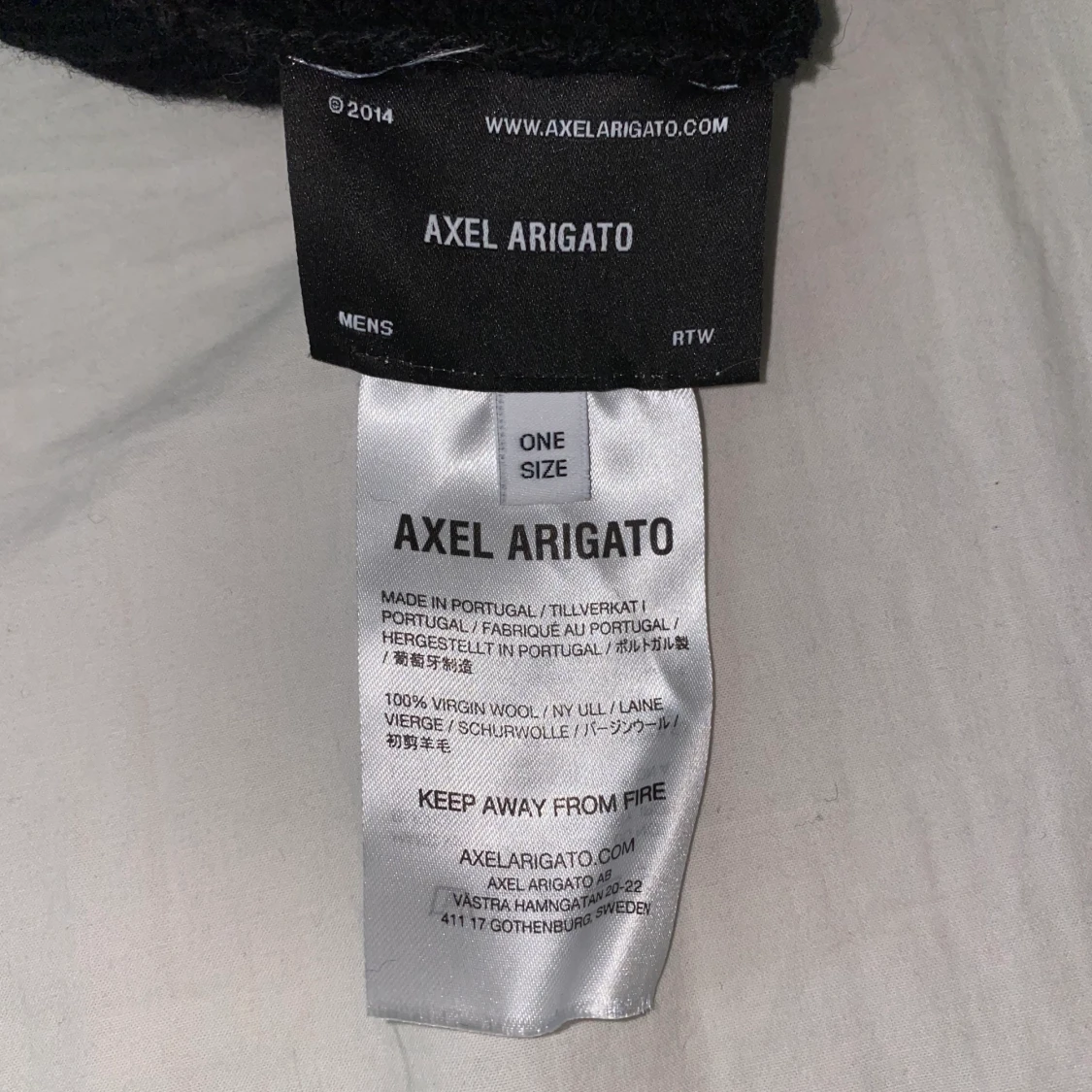 AXEL ARIGATO Micro bee bird beanie  - 90