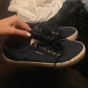 Gant skor  - Använt mottligt men är fortfarande i bra skick ❤️