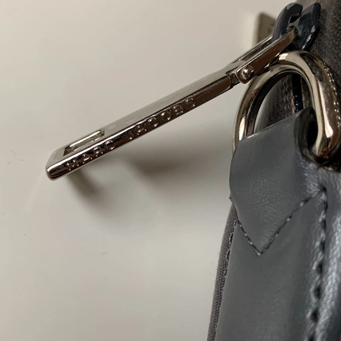 marc jacobs datorfodral  - 90