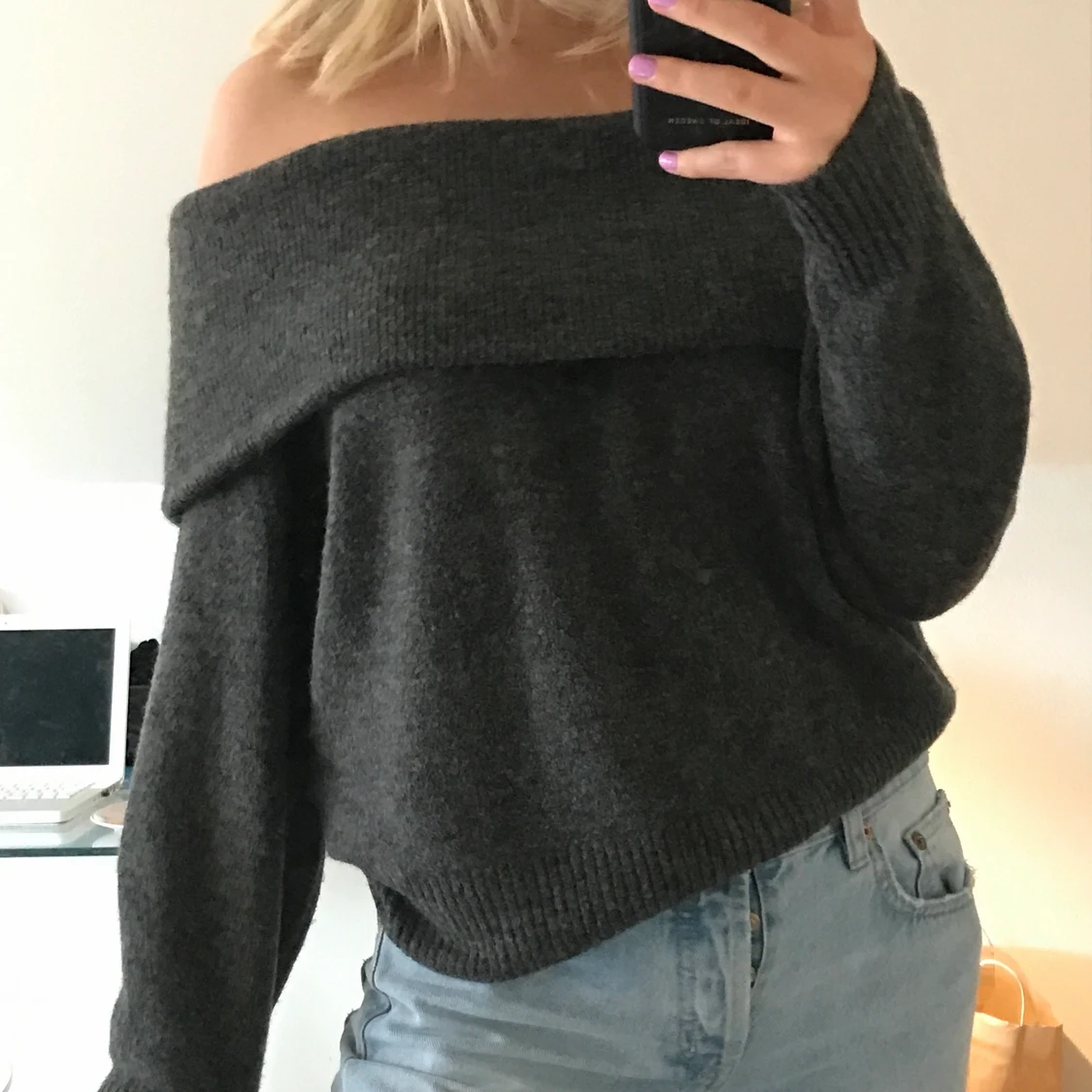 Stickad offshoulder tröja - 90